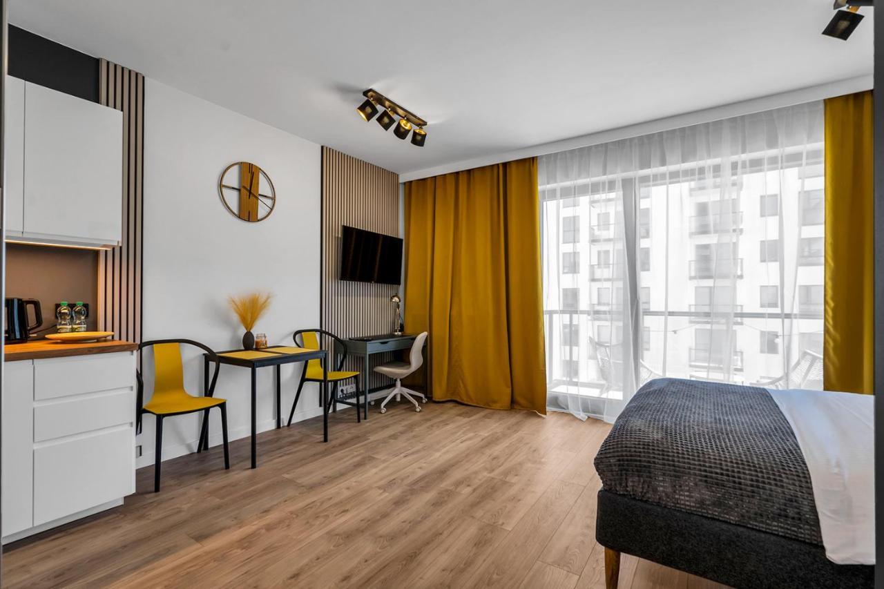 Lotnisko Chopina Modern Studio 바르샤바 외부 사진